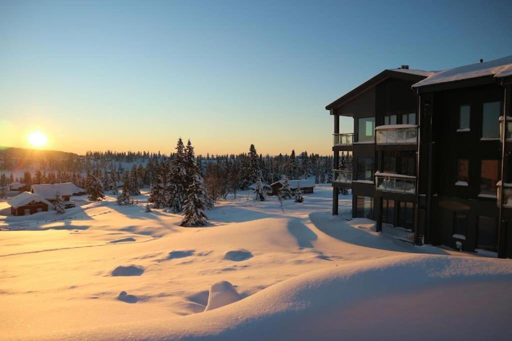Leilighet Med Panoramautsikt Sjusjoen Innendors Parkering Exterior foto